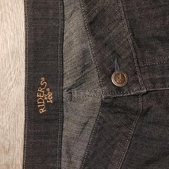 Riders by Lee 26W M capris - Picture 4 of 4